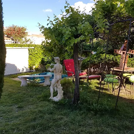 Habitación en casa particular Maison Bernardo Naturist *