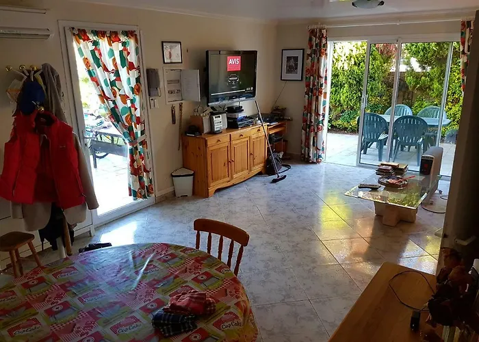 ホームステイ Maison Bernardo Naturist *